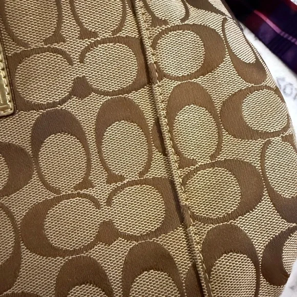 Coach special edition purple gold stars poppy purse on signature canvas preowned - Picture 14 of 17